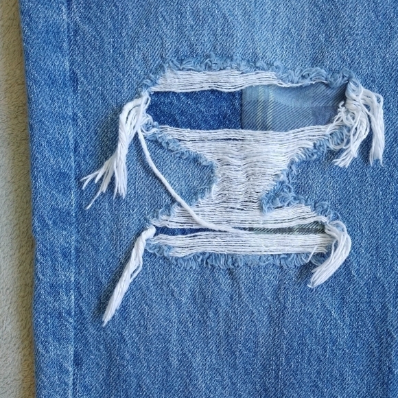 American Eagle Mom Straight Jean Distressed Plaid Panels 100% Cotton Retro-Look - Picture 13 of 14